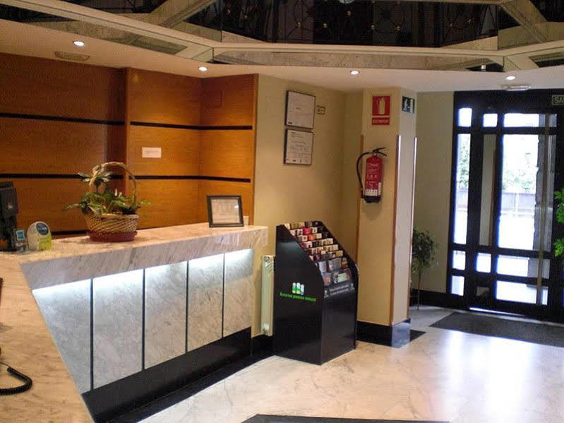 Hotel Astures Oviédo Exterior foto
